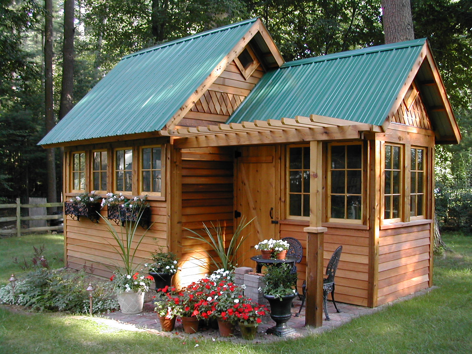 Small Garden Shed Ideas